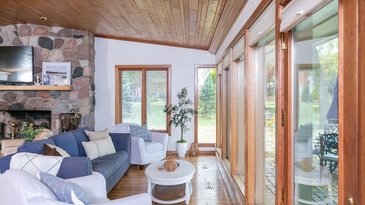 Photo of Livingroom in Summit