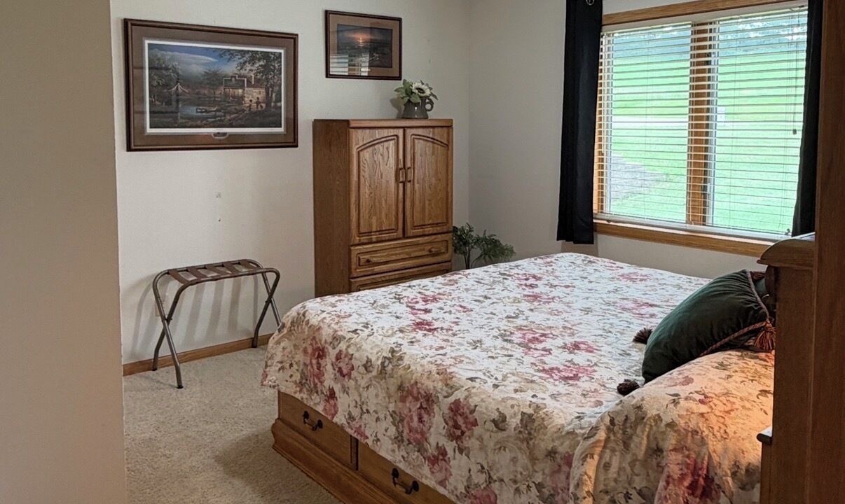 Photo of Bedroom in Mondovi