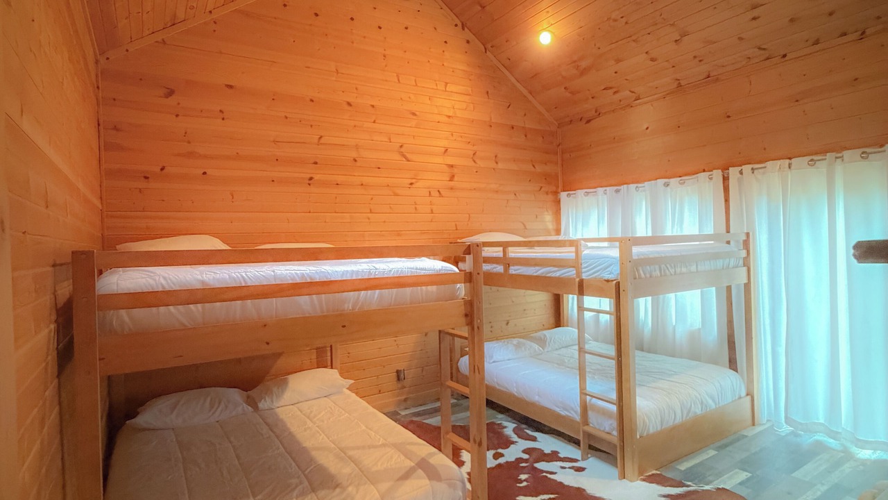 Photo of Bedroom in Iola