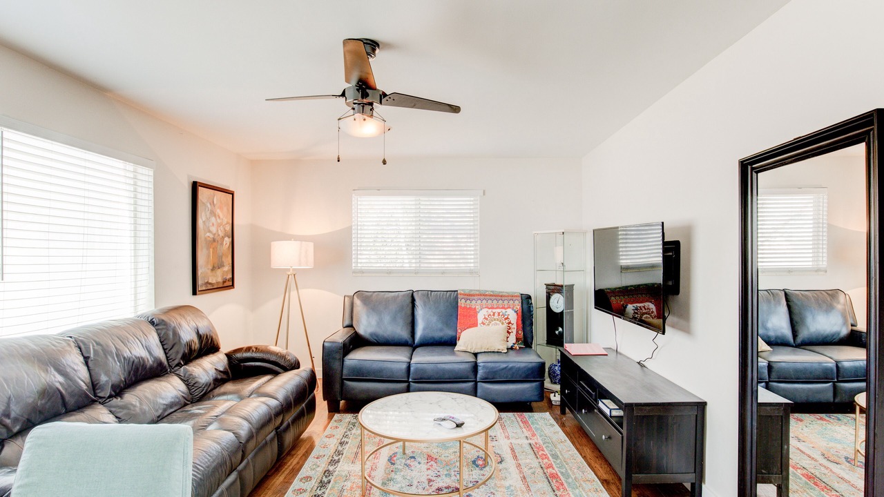 Photo of Livingroom in Murray