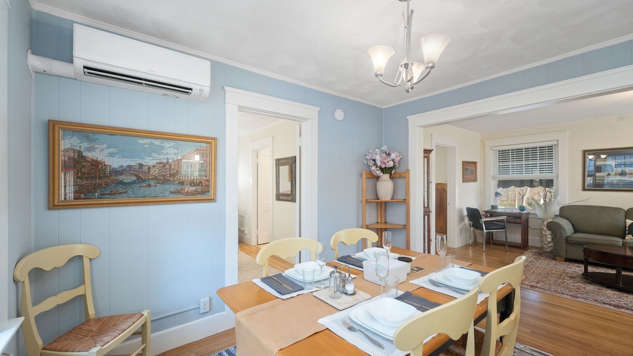 Photo of Livingroom in East Greenwich