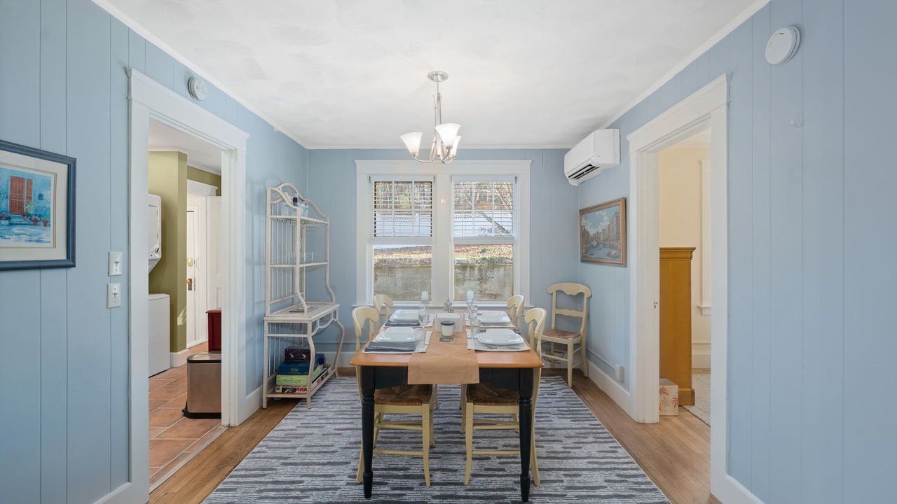 Photo of Livingroom in East Greenwich