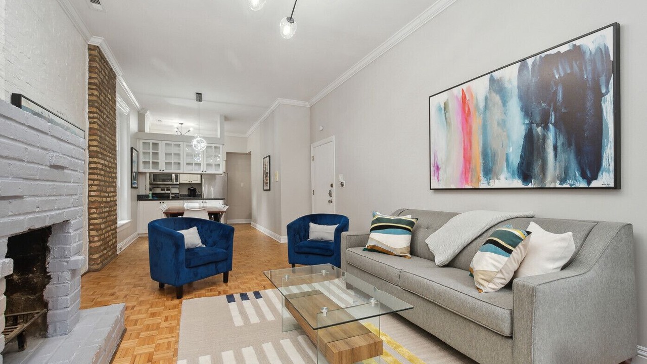 Photo of Bedroom in Near North Side