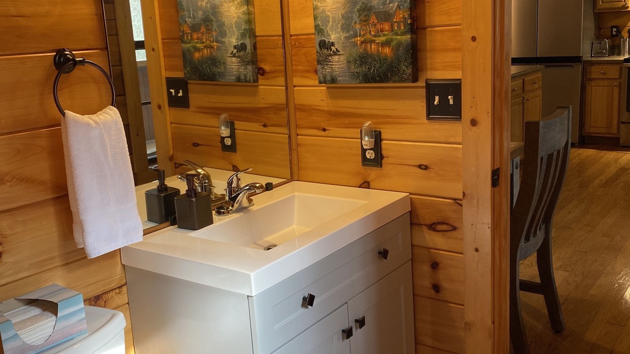 Photo of Bathroom in Gatlinburg