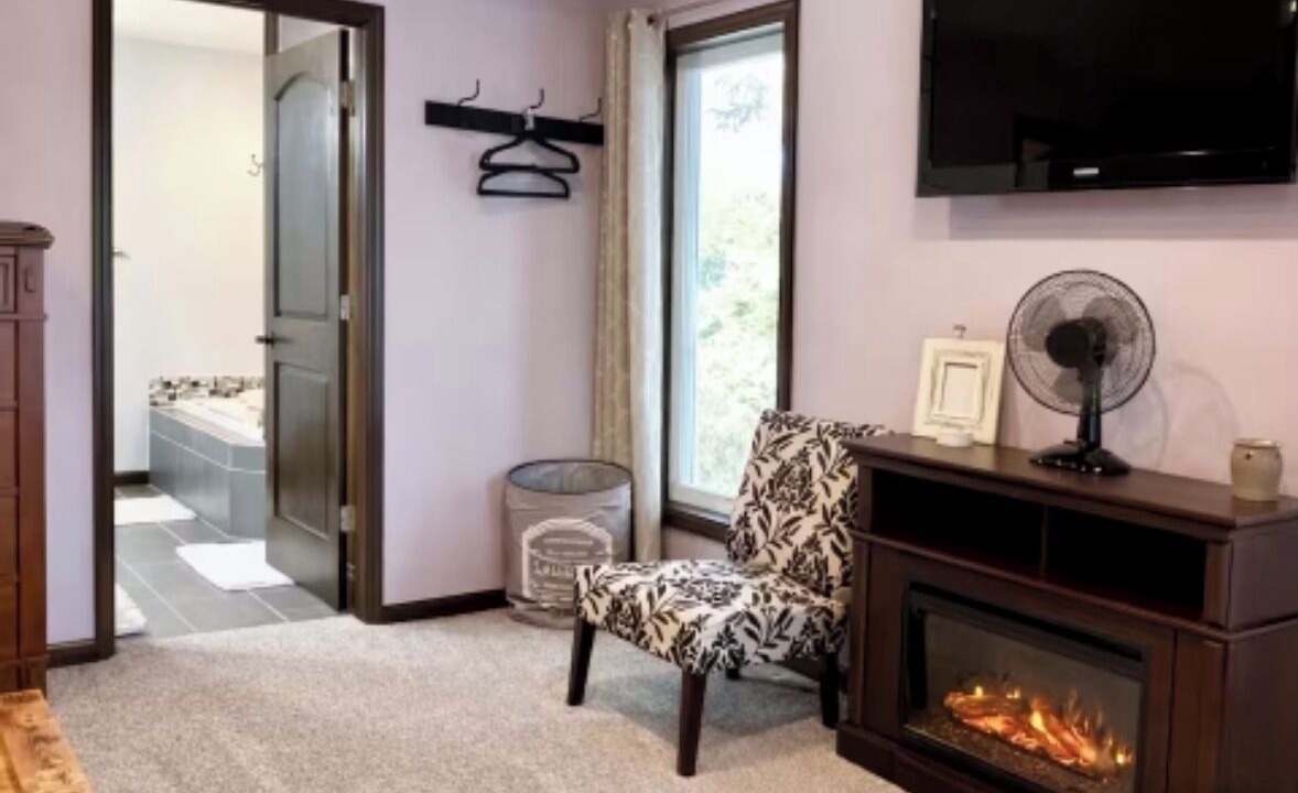 Photo of Livingroom in Manitowoc