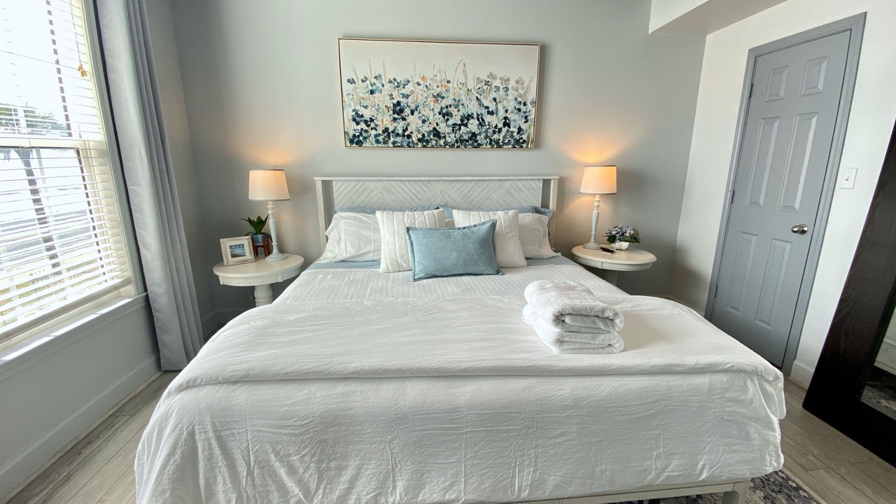Photo of Bedroom in Galveston
