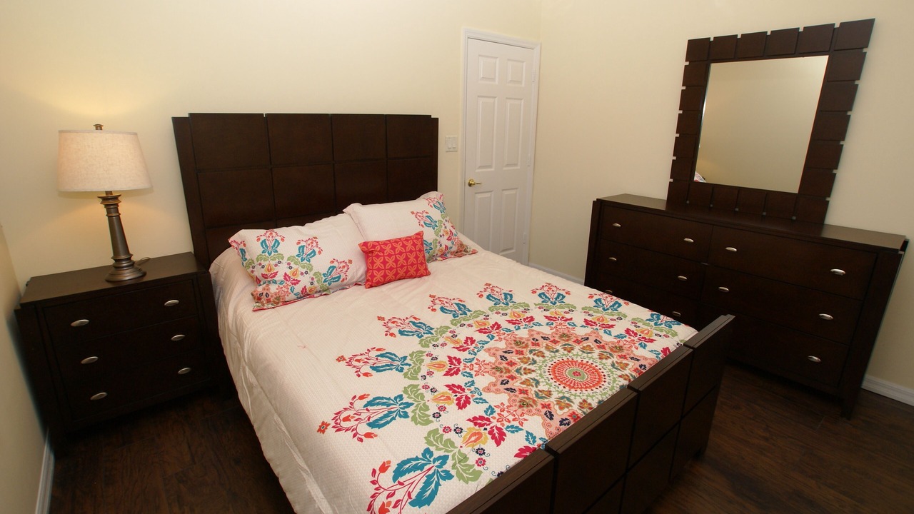 Photo of Bedroom in Orange Tree