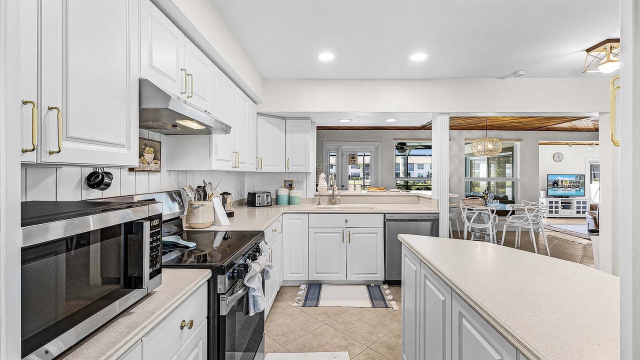 Photo of Kitchen in Caloosahatchee