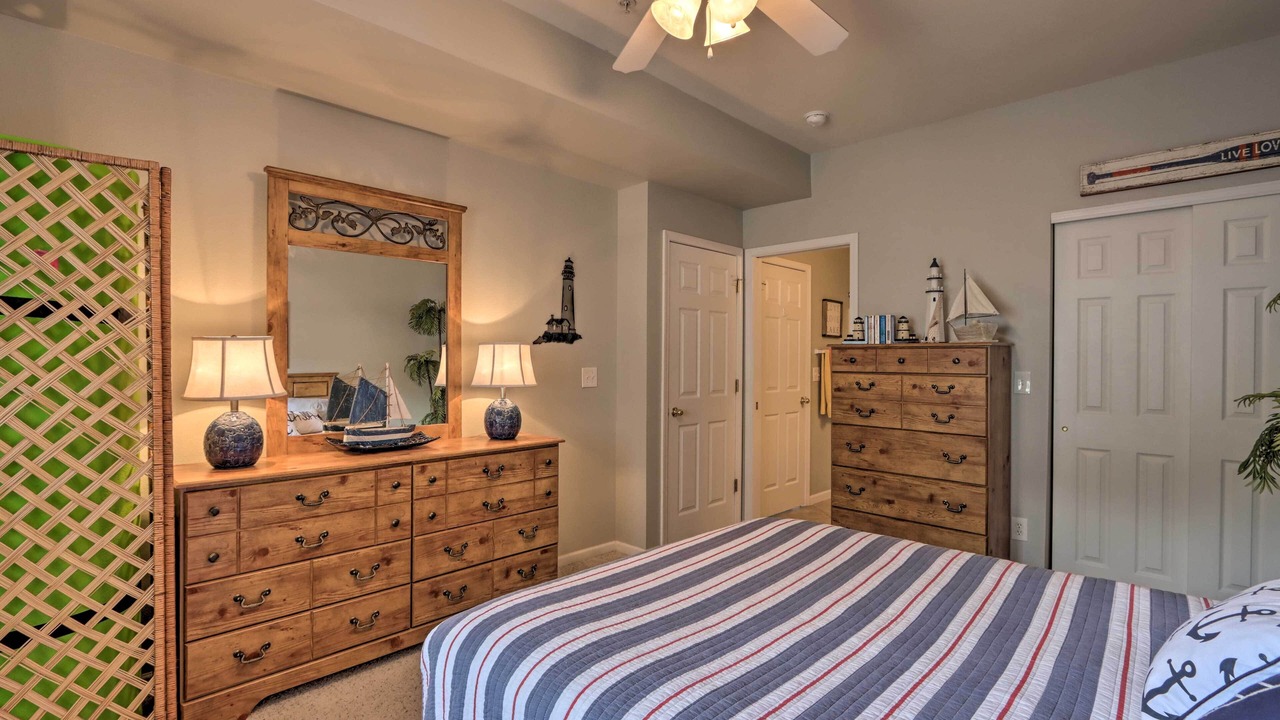 Photo of Bedroom in Camdenton