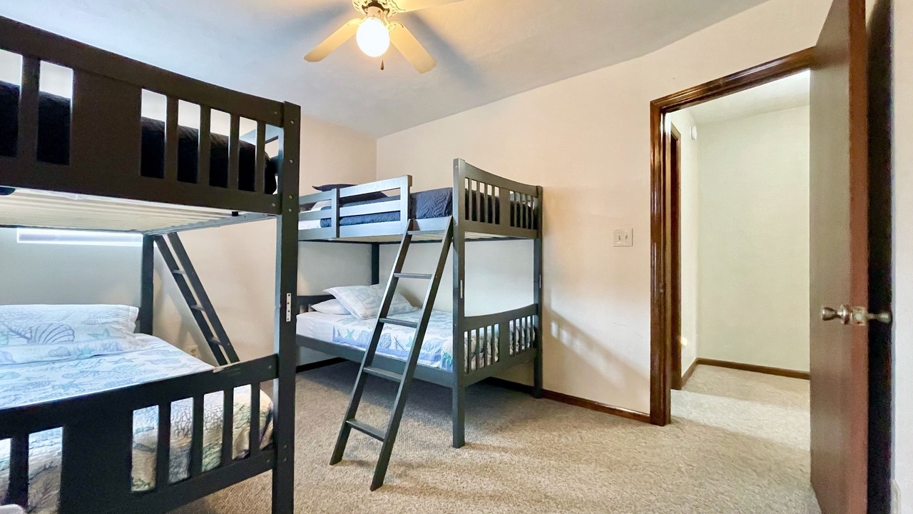 Photo of Bedroom in Chic's Beach