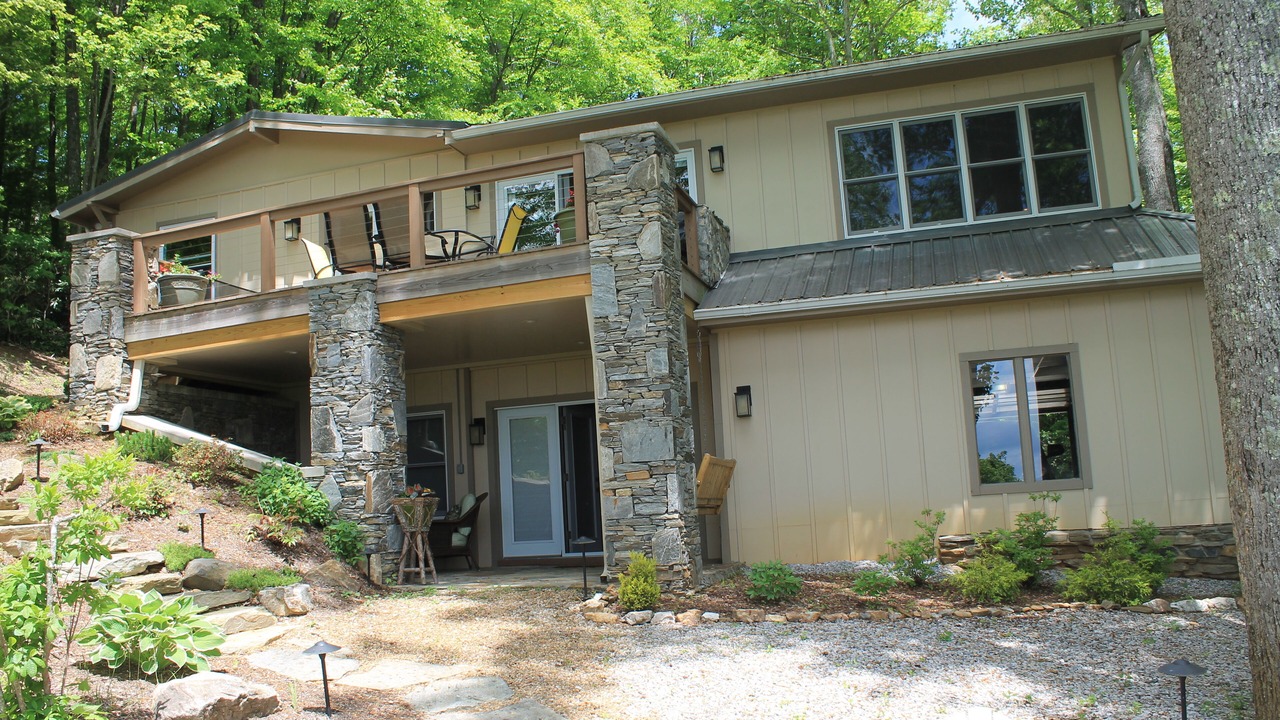 Photo of Others in Spruce Pine