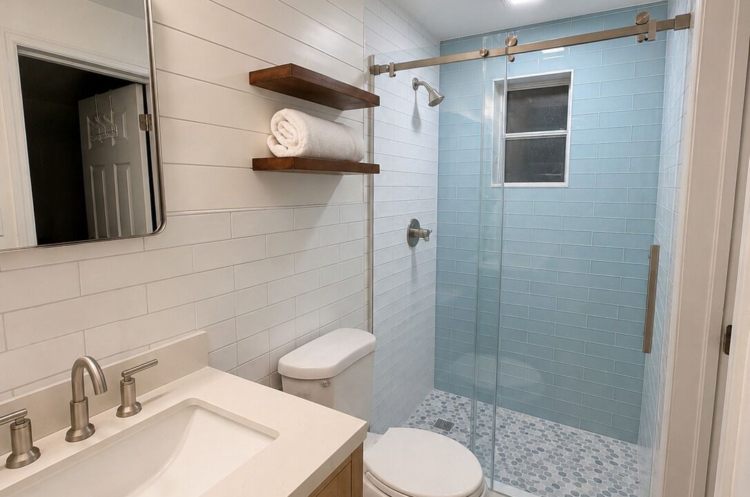 Photo of Bathroom in Key Colony Beach