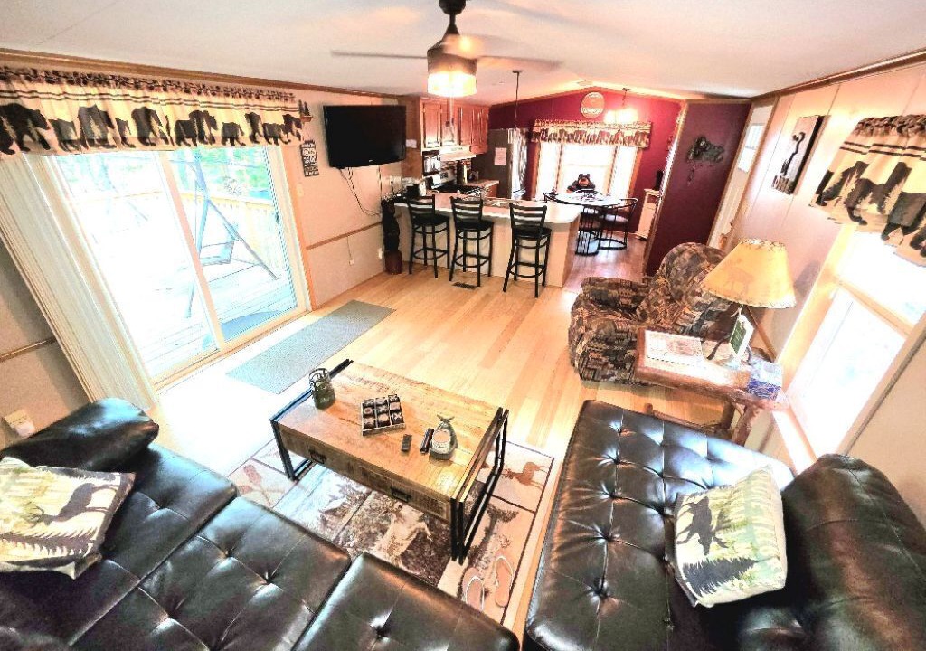 Photo of Livingroom in Lyndon Station