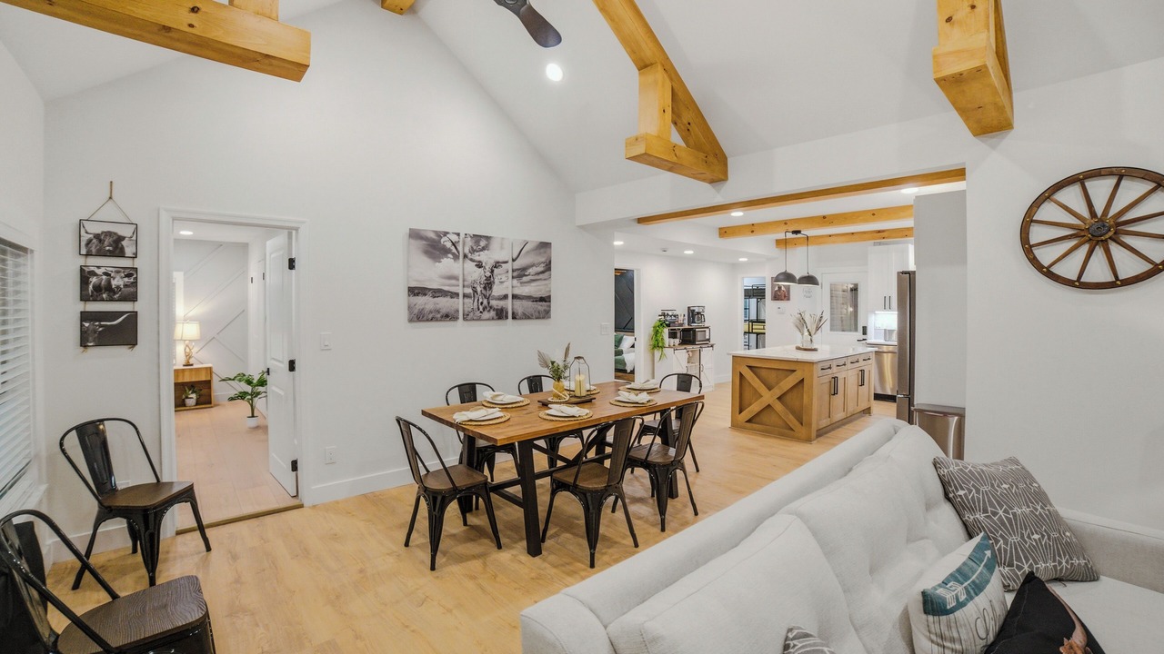Photo of Livingroom in Catalpa