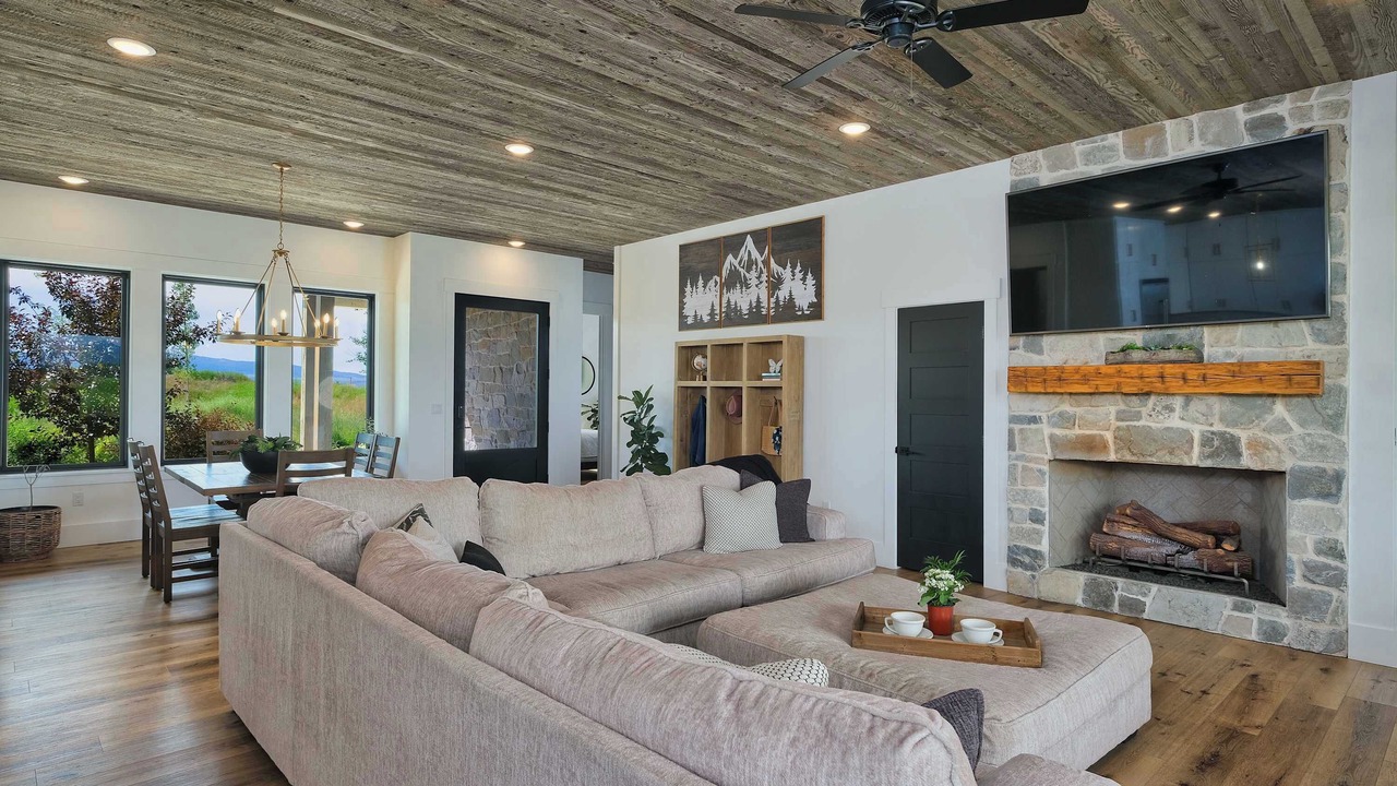 Photo of Livingroom in Tetonia