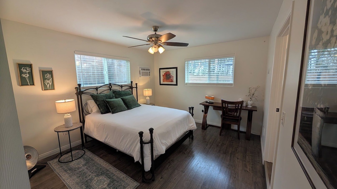 Photo of Bedroom in Valley Center