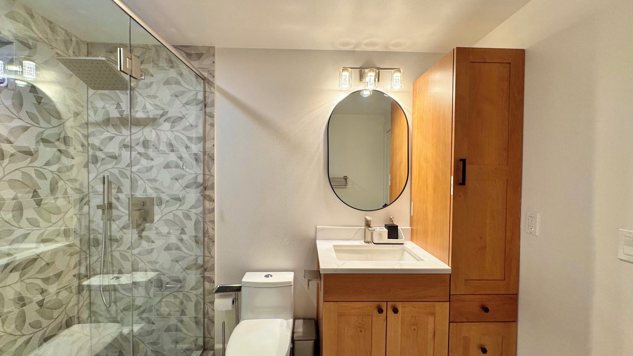 Photo of Bathroom in Oak Hills