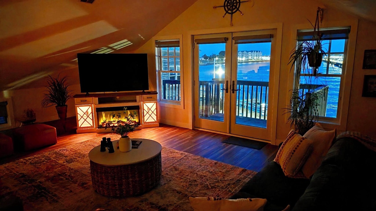 Photo of Livingroom in Sheboygan