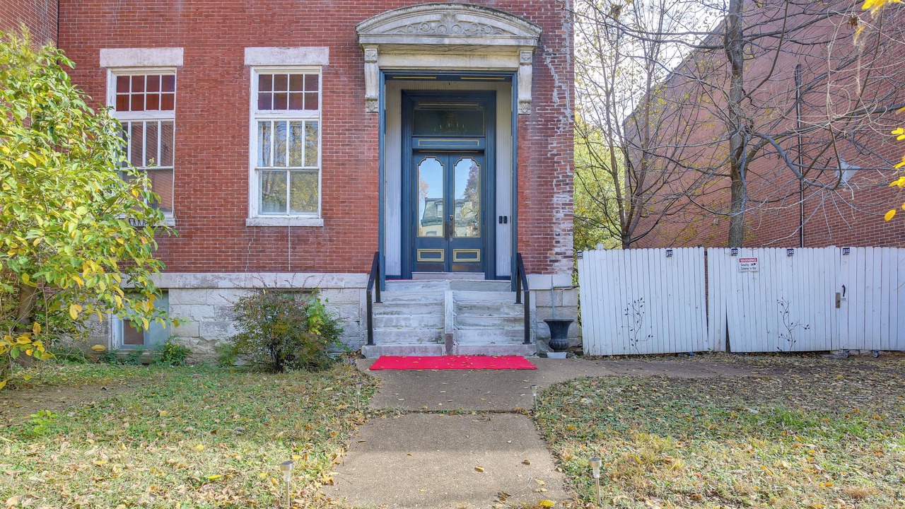 Photo of Others in Soulard
