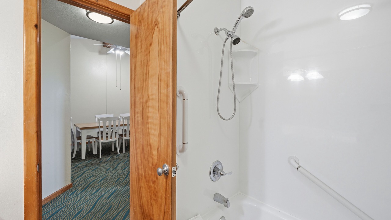 Photo of Bathroom in Duck