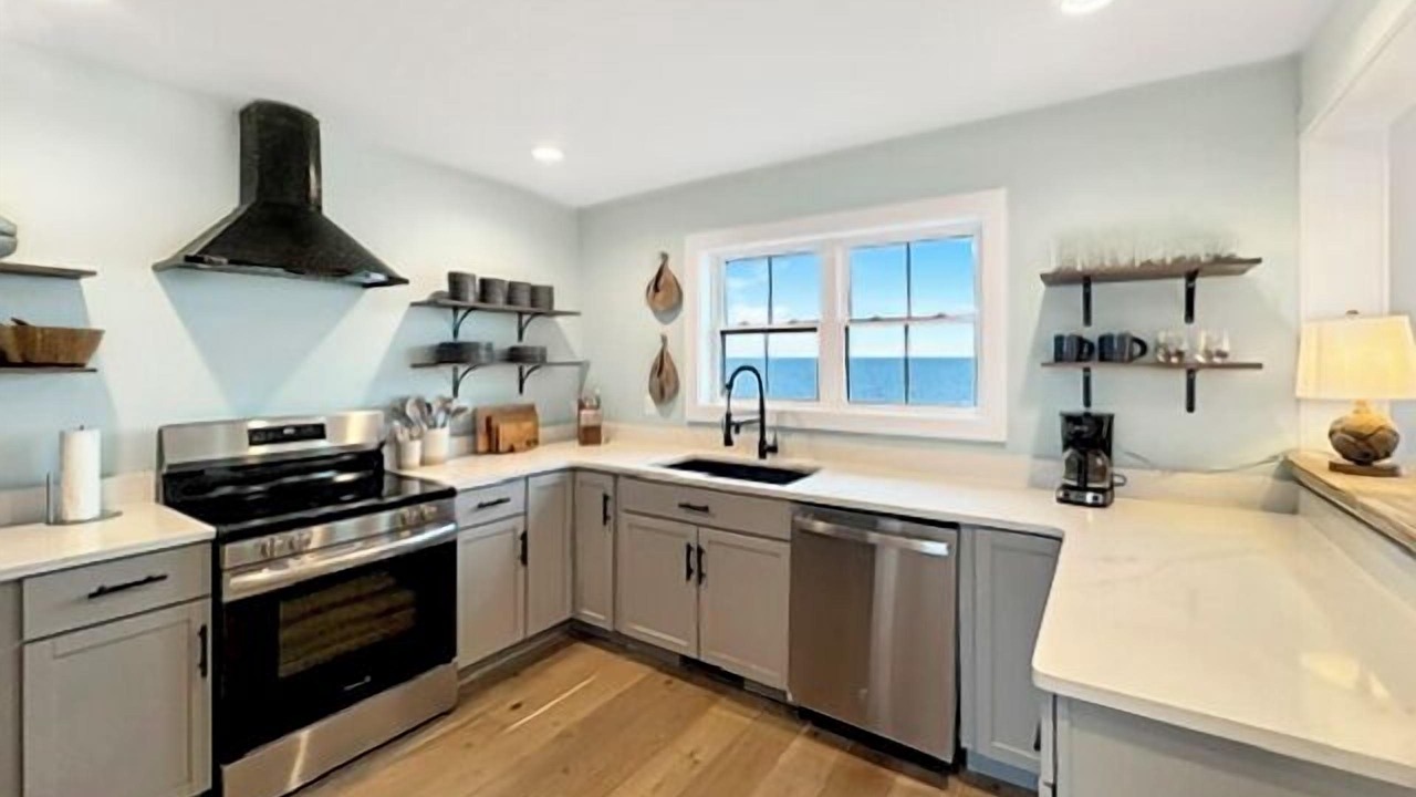 Photo of Kitchen in Captain's Cove