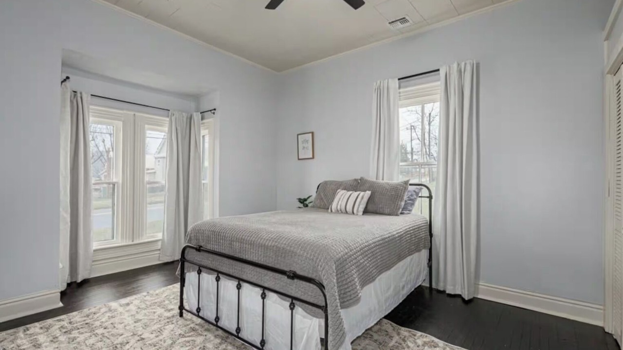 Photo of Bedroom in Old Fort