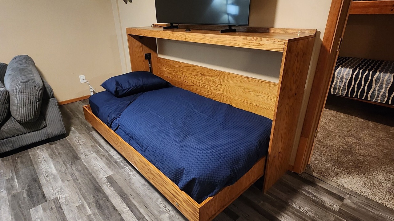 Photo of Bedroom in Loon Lake