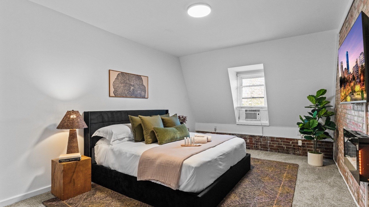 Photo of Bedroom in Soulard