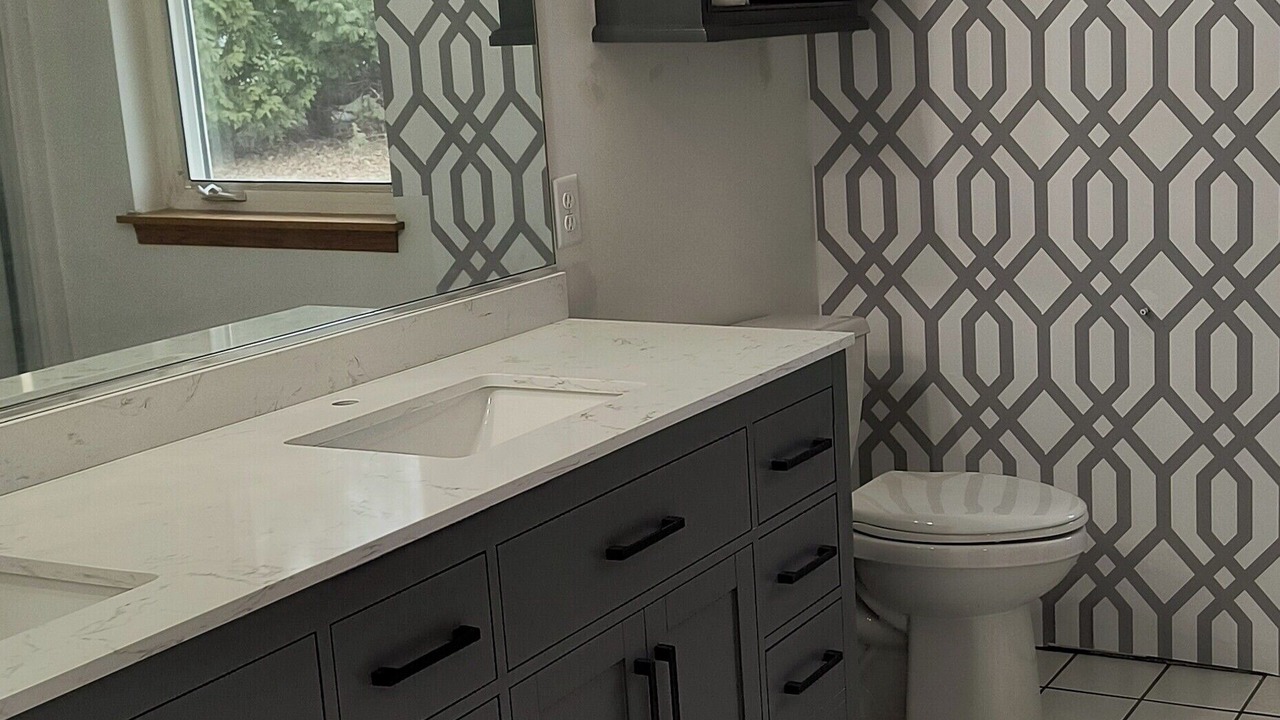 Photo of Bathroom in Black Wolf
