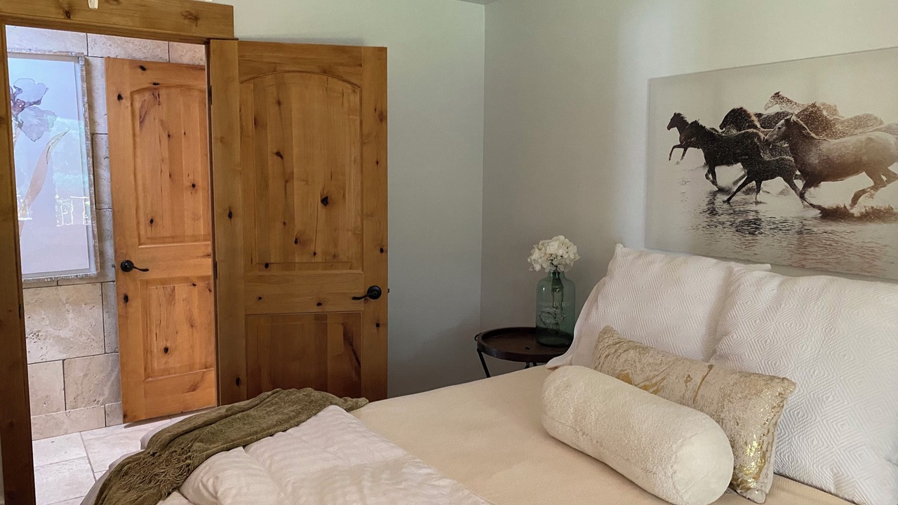 Photo of Bedroom in Canby