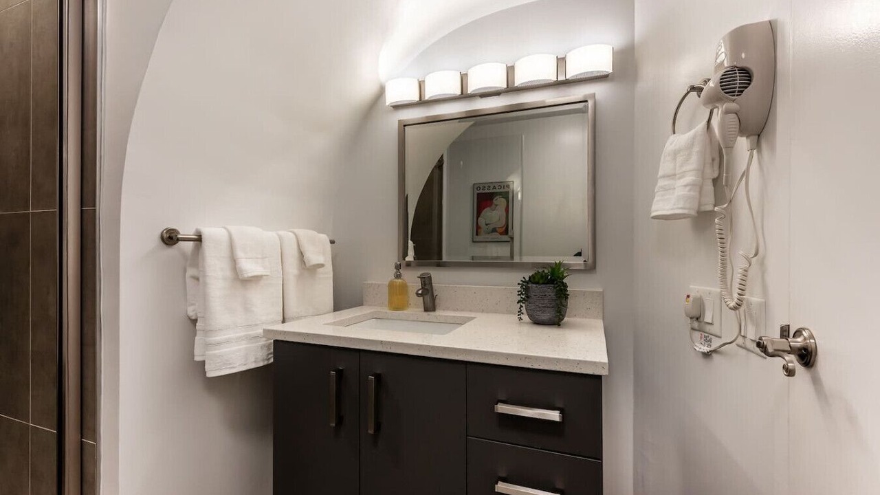 Photo of Bathroom in The Loop