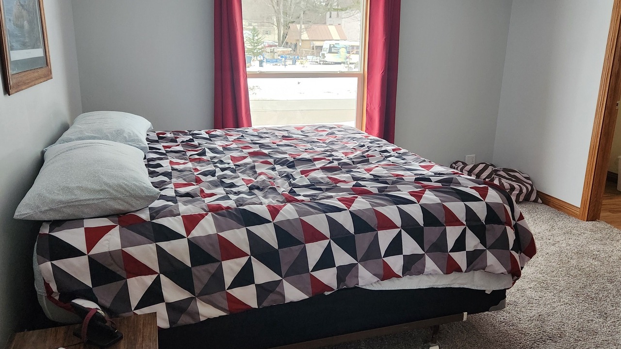 Photo of Bedroom in Oconto