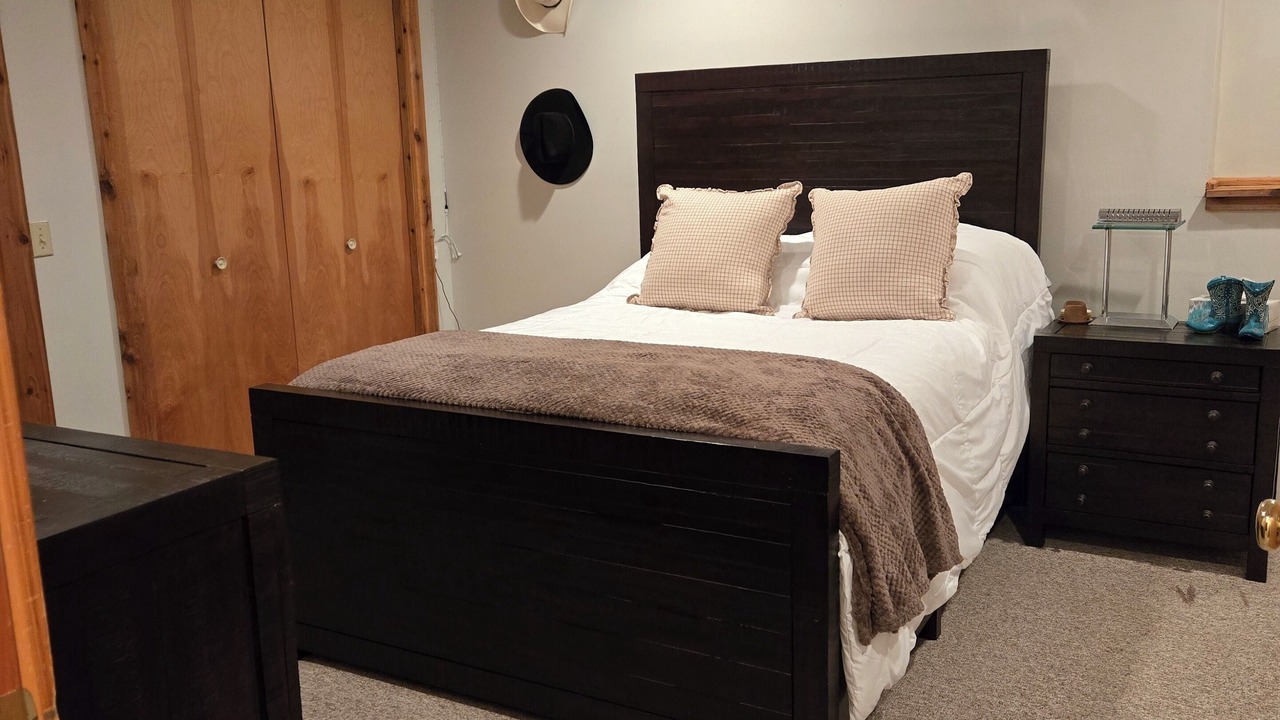 Photo of Bedroom in Morrisonville