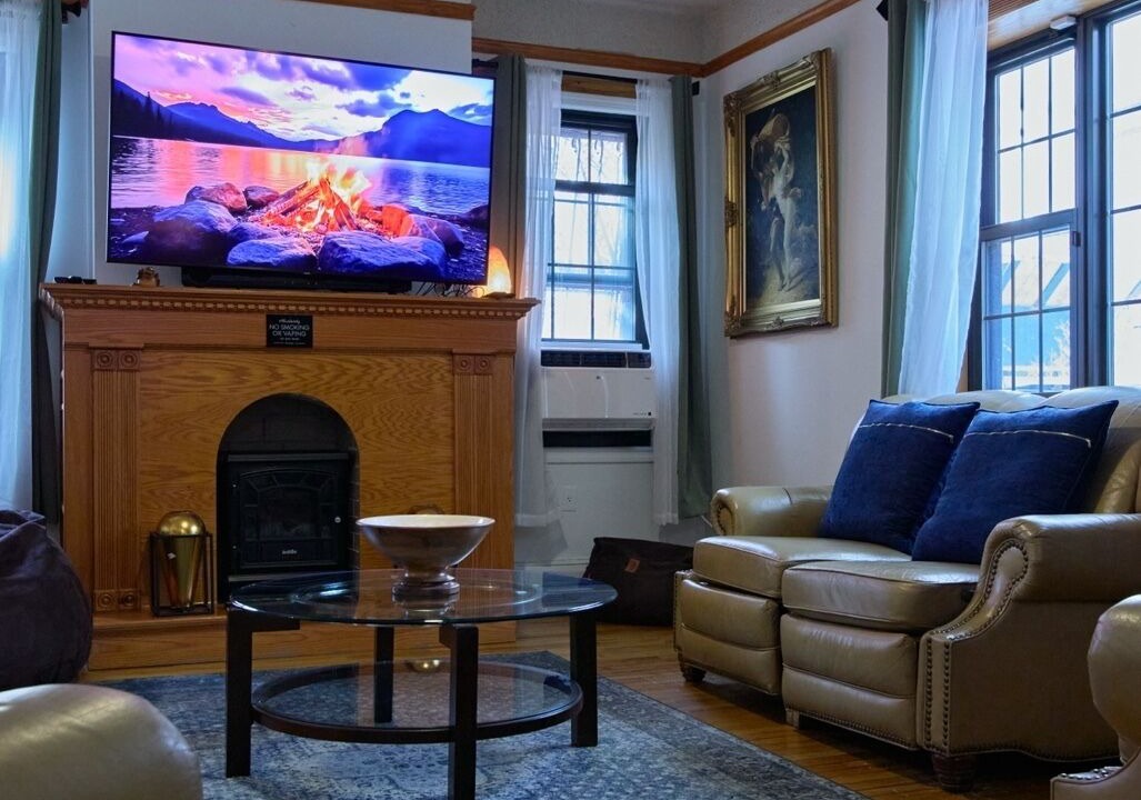 Photo of Livingroom in Queens