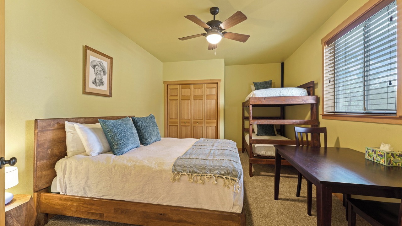 Photo of Bedroom in Bend