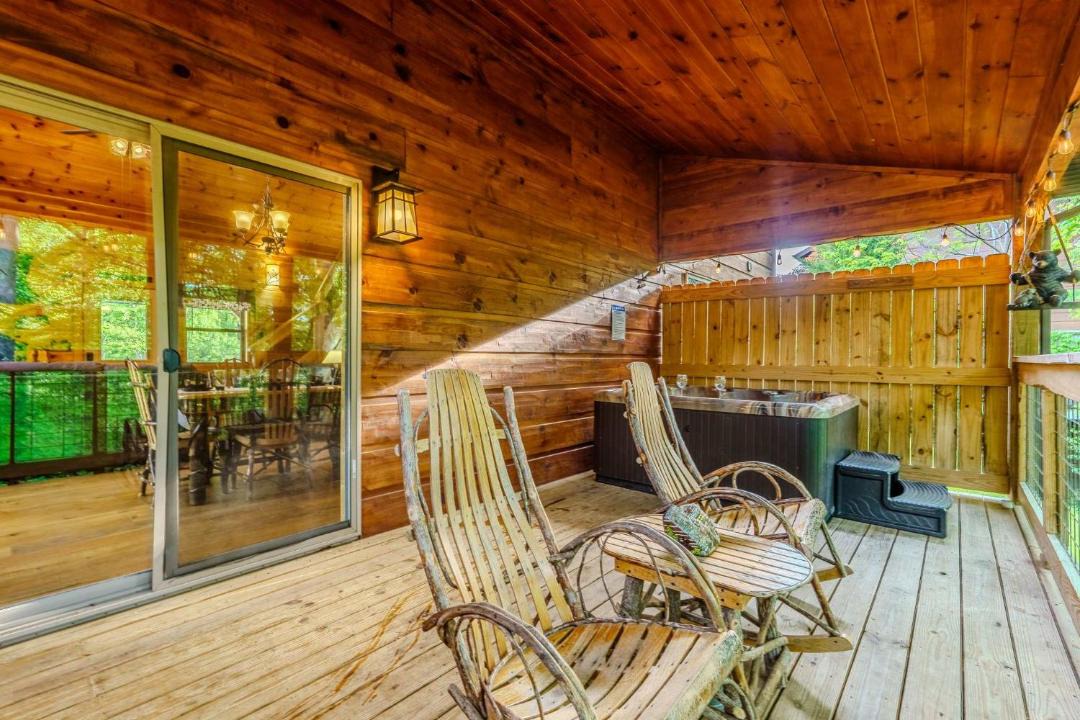 Photo of Patio Balcony in Gatlinburg - Pigeon Forge