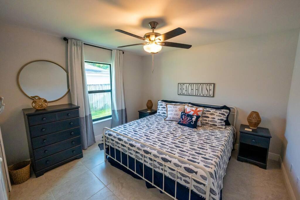 Photo of Bedroom in Caloosahatchee