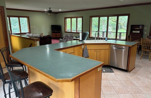 Honey Creek House | 4-bedroom house on 22 acres in beautiful Kettle Moraine