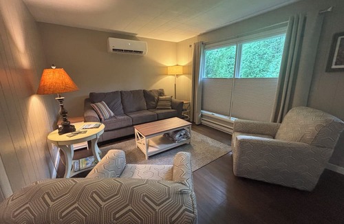 Sister Bay House | Retreat on a wooded lot within walking distance of downtown!