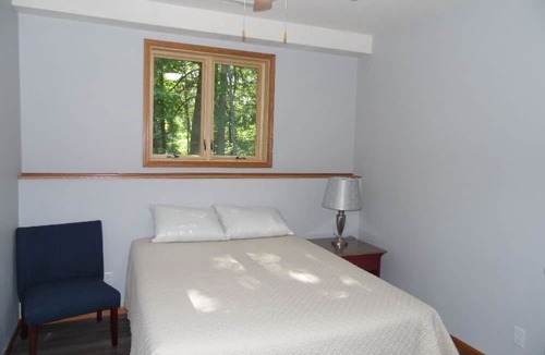 Sister Bay House | Cardinal Crest of Sister Bay