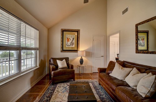 Ingram House | Cottage House, 3BR/2BA, Sleeps 8, Porch, Grill, Firepit
