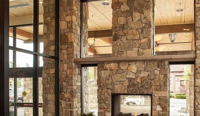 Enjoy a Hassle-Free and Suiting Stay! 4 Convenient Units, Pool, Parking, Hot Tub in Grand Canyon Village
