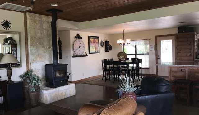 Walnut Canyon Cabins in Fredericksburg
