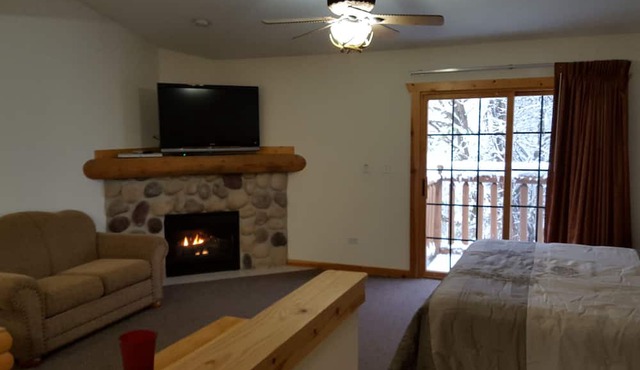 Rustic Villa in Utica