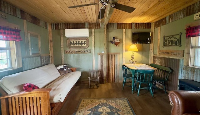 Happy Trails | Fun & Unique Cabin Close to Castell in Castell