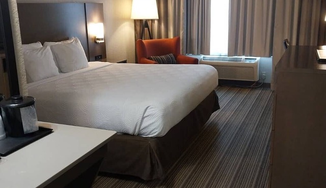 Country Inn & Suites by Radisson, Platteville, WI in Platteville
