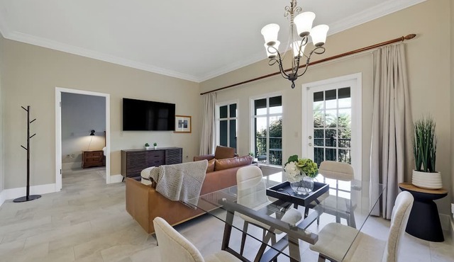 Lake Las Vegas Retreat: Elegant Comfort Awaits in Henderson