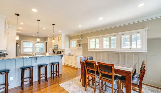 Riverfront St Clair Home - Walk to Downtown! in Saint Clair