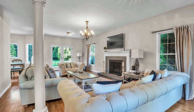 Southold Retreat | Heated Pool, Hot Tub & Large Yard in Laurel