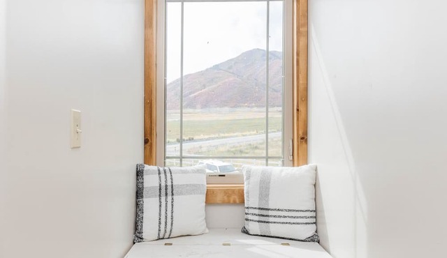 The Farmhouse at Sundrop Acres in Wellsville